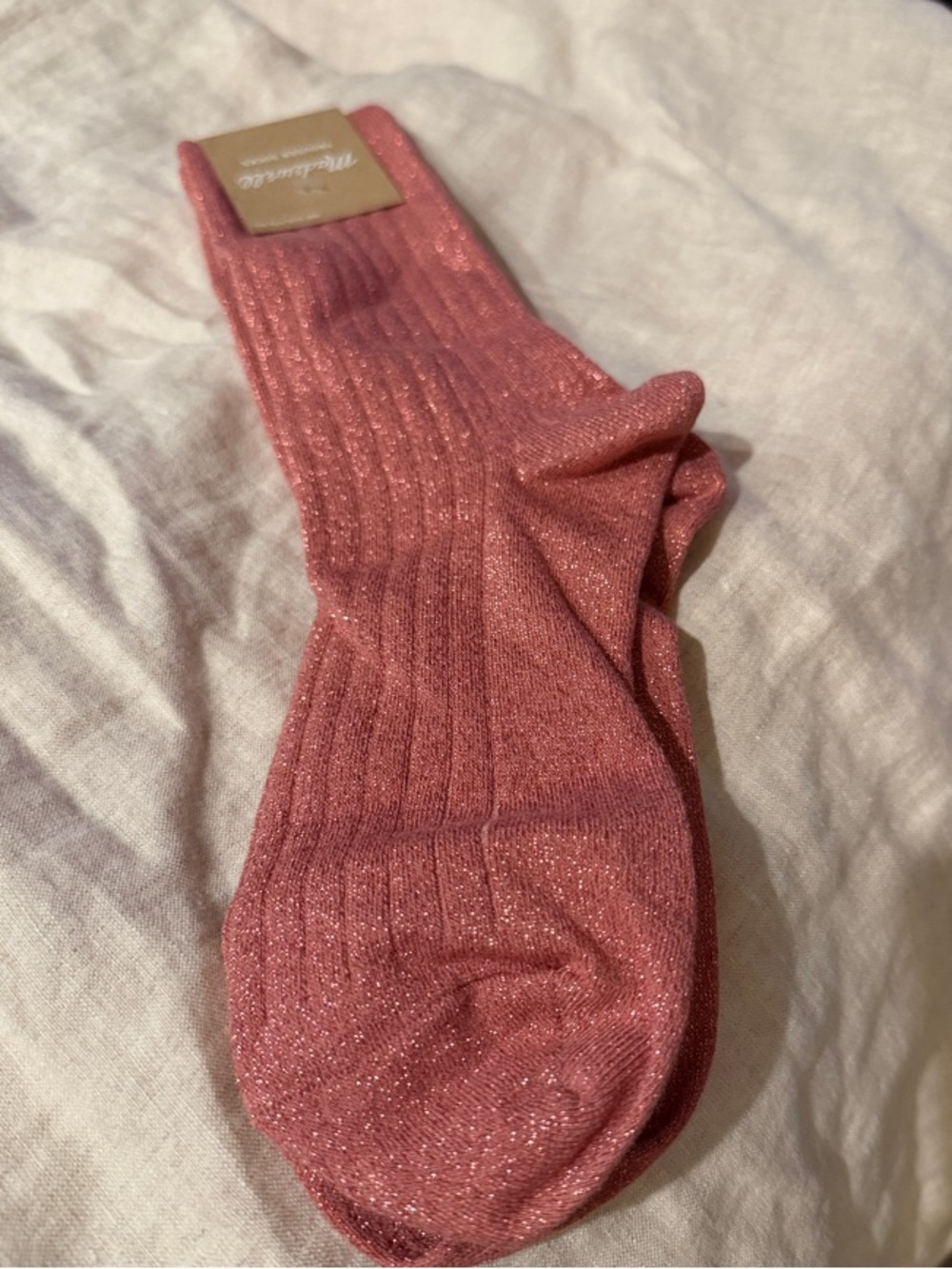 Madewell Shimmery Ribbed Crew Socks - Rose